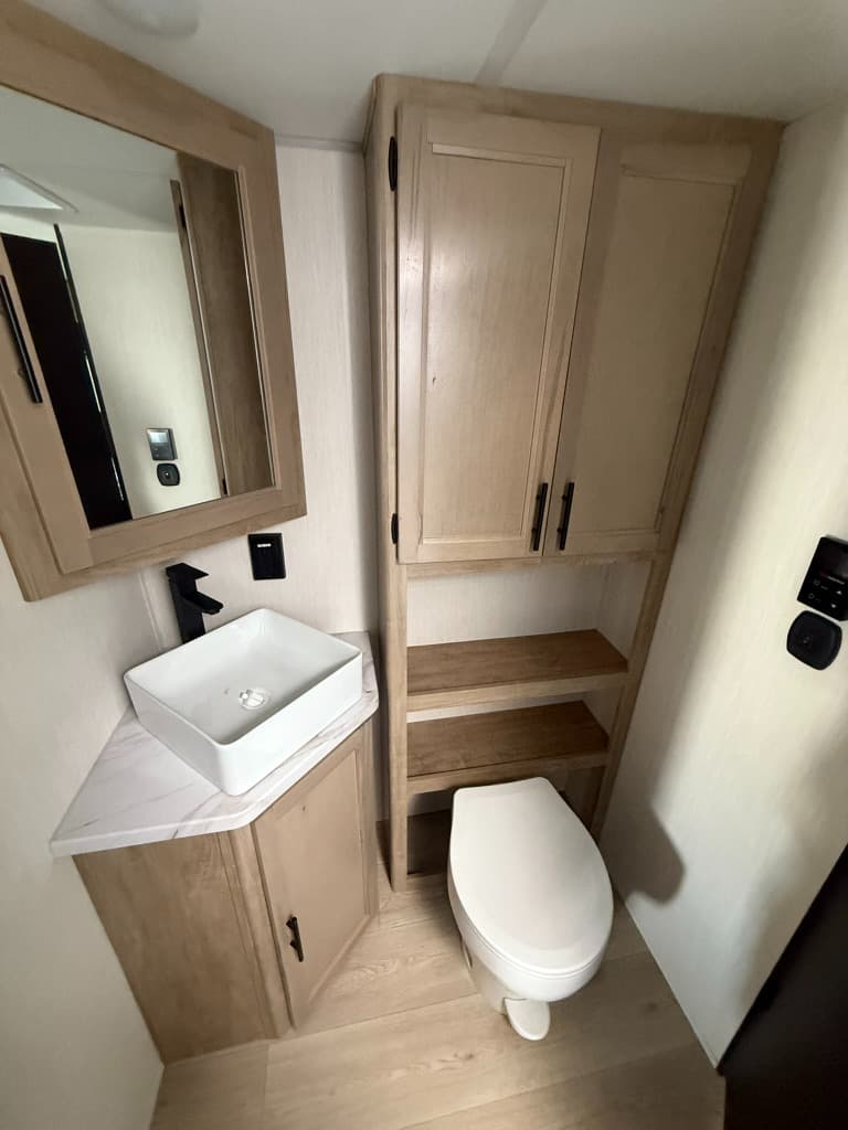 2026 Forest River 2026 Forest River Cherokee Grey Wolf Black Label - thumbnail 9