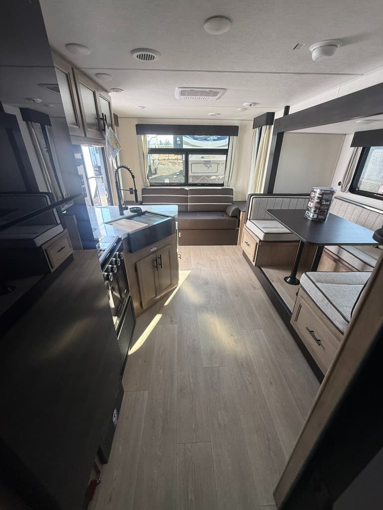 2026 Forest River 2026 Forest River Cherokee Grey Wolf Black Label - thumbnail 17