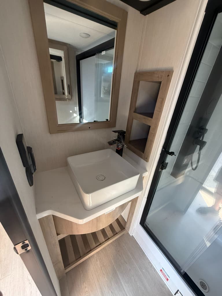 2026 Forest River 2026 Forest River Cherokee Timberwolf Black Label Destination Trailer - thumbnail 8