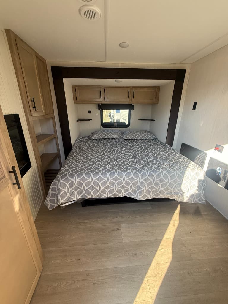 2026 Forest River 2026 Forest River Cherokee Timberwolf Black Label Destination Trailer - thumbnail 22