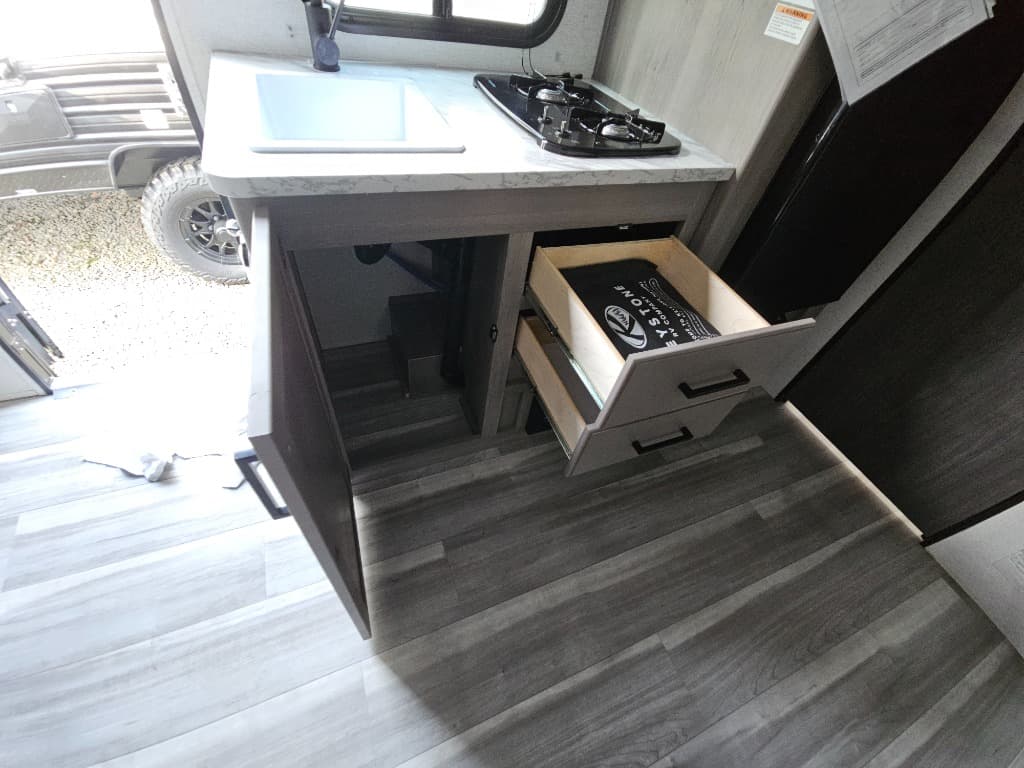 2024 Keystone RV 2024 Keystone RV Hideout - thumbnail 17