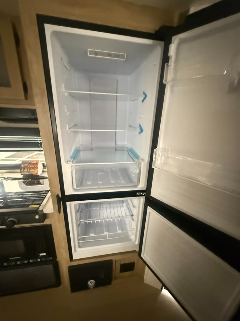 2026 Forest River 2026 Forest River Cherokee Grey Wolf - thumbnail 8