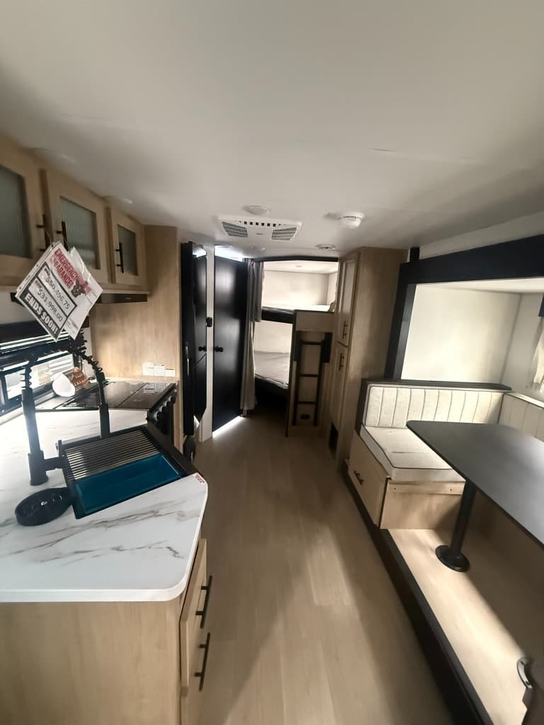 2026 Forest River 2026 Forest River Cherokee Grey Wolf - thumbnail 19