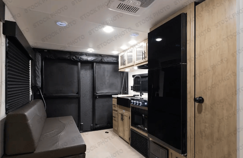 2026 Forest River 2026 Forest River Cherokee Grey Wolf Black Label Toy Hauler - thumbnail 23