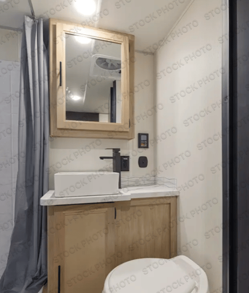 2026 Forest River 2026 Forest River Cherokee Grey Wolf Black Label Toy Hauler - thumbnail 25