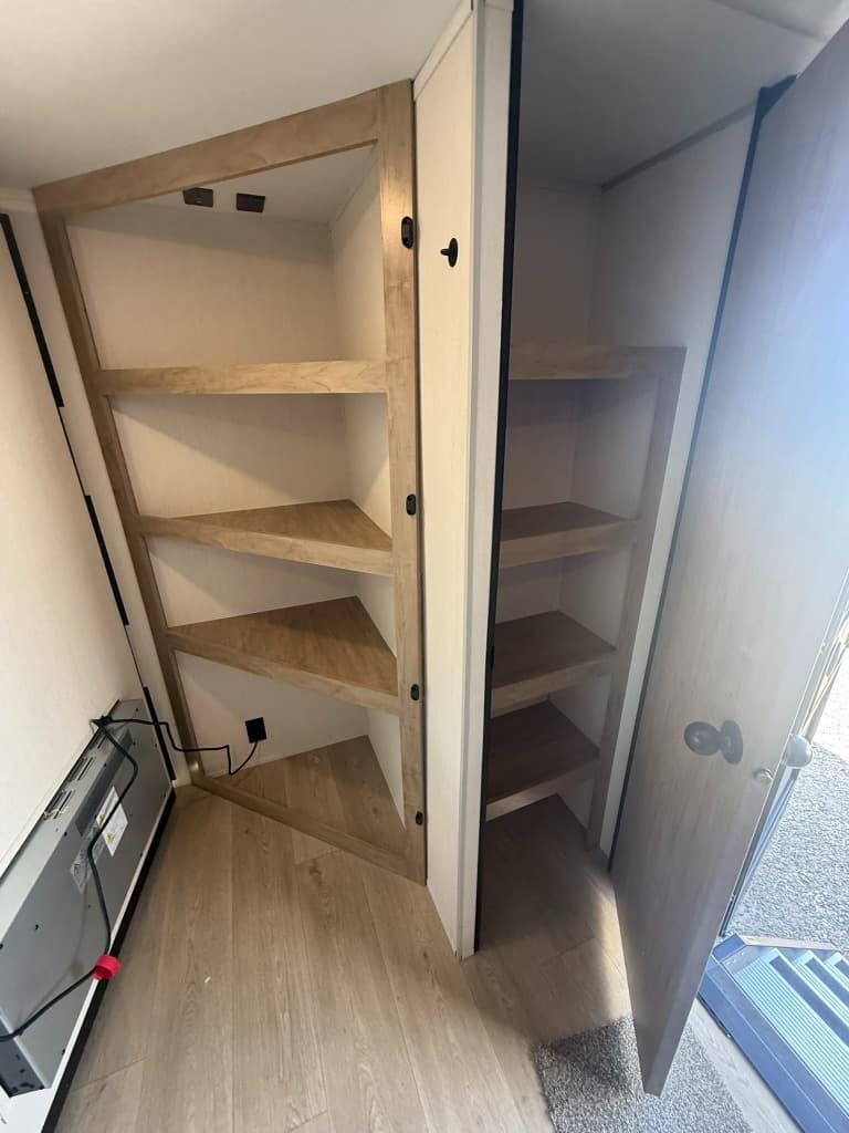 2026 Forest River 2026 Forest River Cherokee Grey Wolf Black Label Toy Hauler - thumbnail 15