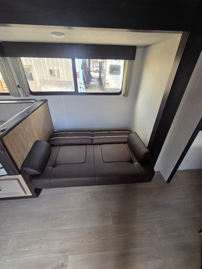 2026 Forest River 2026 Forest River Cherokee Grey Wolf - thumbnail 7