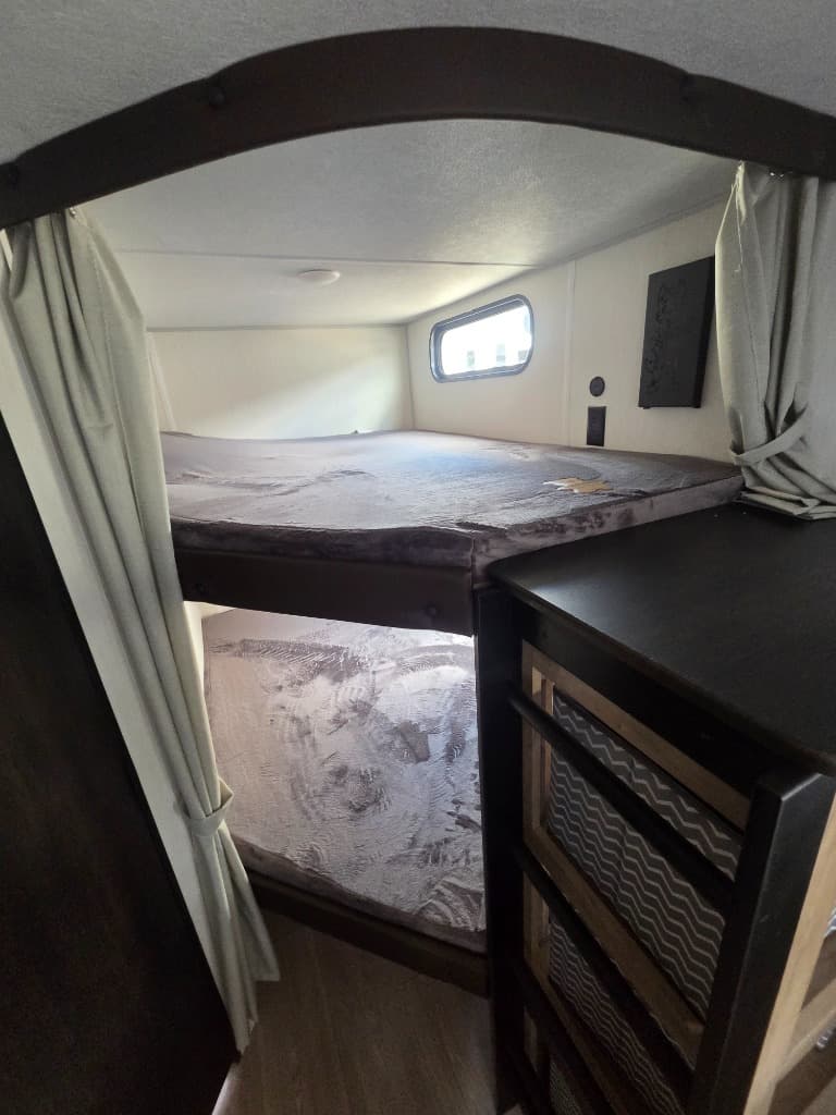 2026 Forest River 2026 Forest River Cherokee Grey Wolf - thumbnail 14