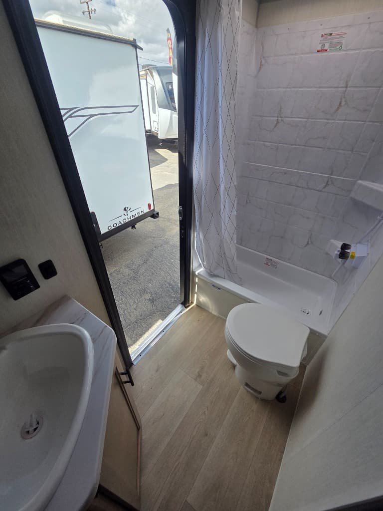 2026 Forest River 2026 Forest River Cherokee Grey Wolf - thumbnail 17