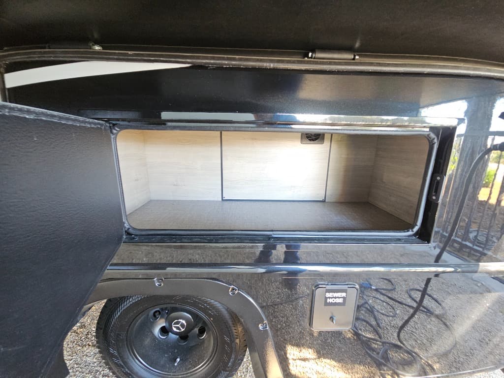 2026 Grand Design 2026 Grand Design Lineage Series M - thumbnail 58