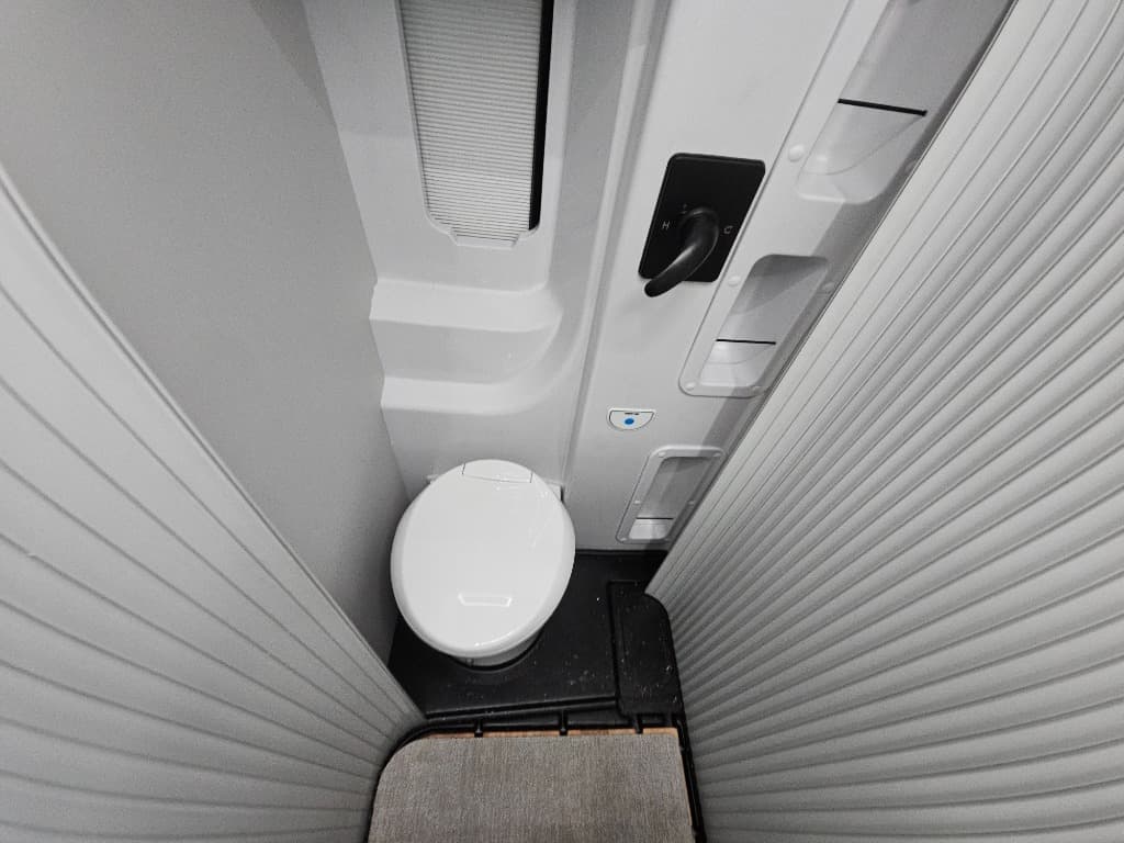 2026 Grand Design 2026 Grand Design Lineage Series Vt - thumbnail 34