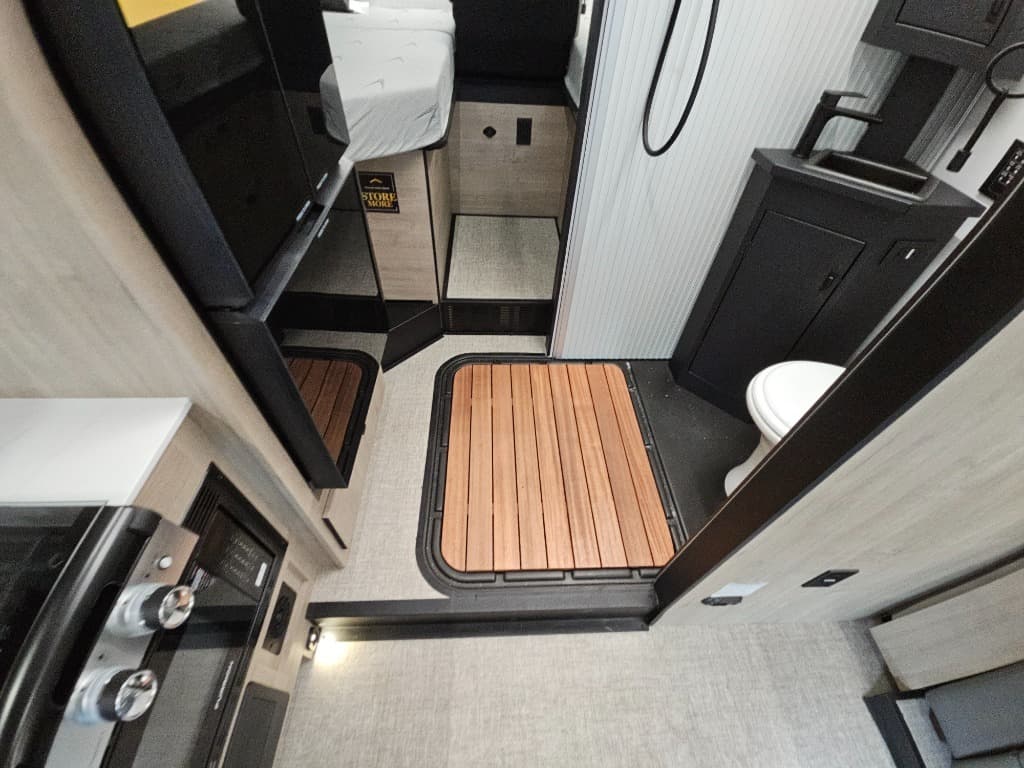 2026 Grand Design 2026 Grand Design Lineage Series M - thumbnail 22