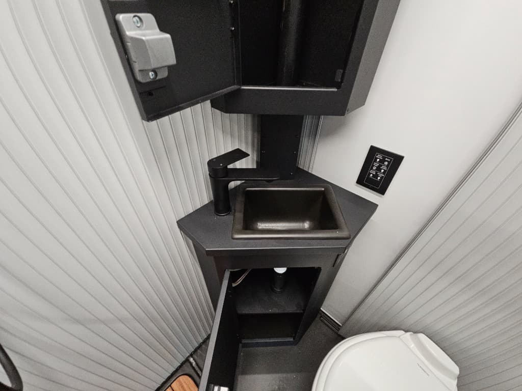 2026 Grand Design 2026 Grand Design Lineage Series M - thumbnail 26