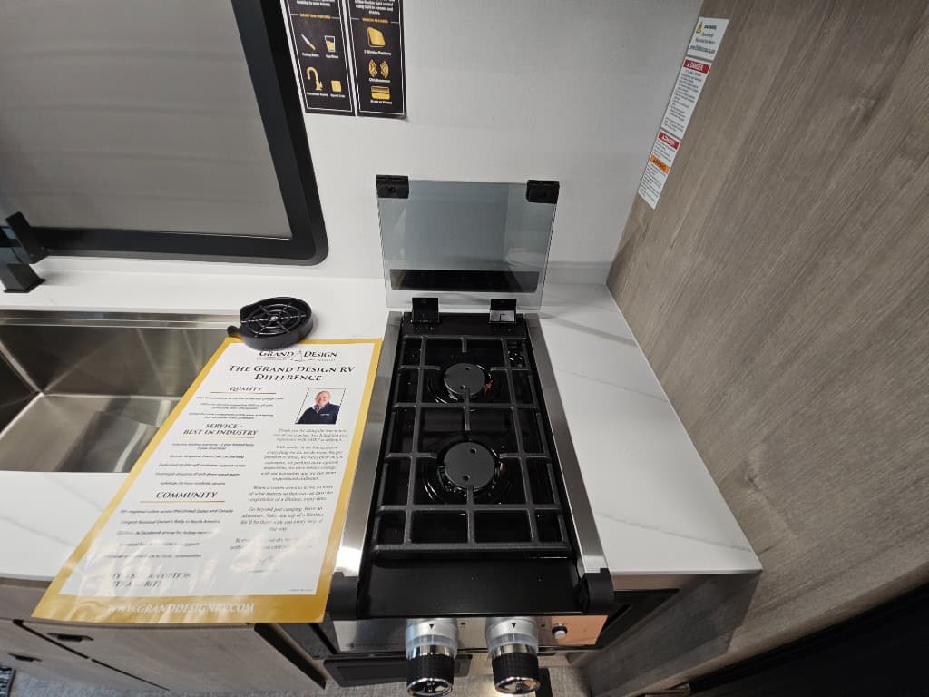 2026 Grand Design 2026 Grand Design Lineage Series M - thumbnail 31