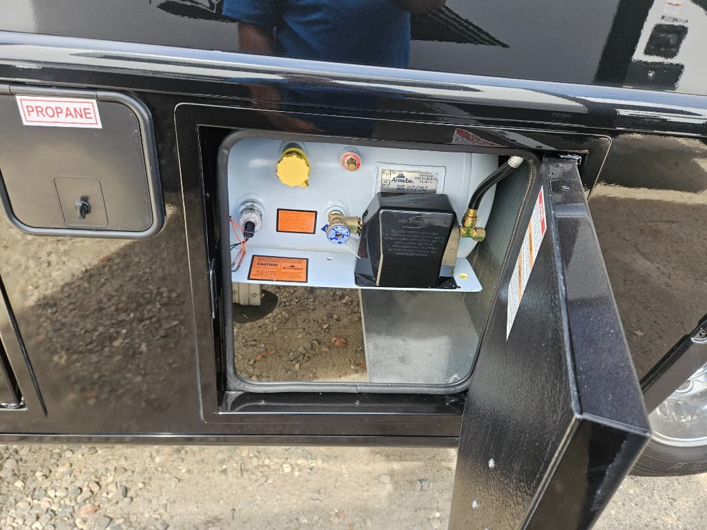 2026 Grand Design 2026 Grand Design Lineage Series M - thumbnail 50