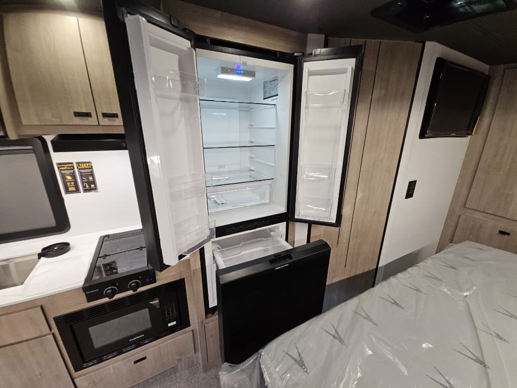 2026 Grand Design 2026 Grand Design Lineage Series M - thumbnail 22