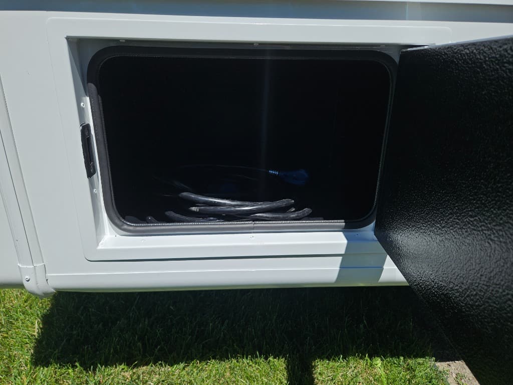 2026 Grand Design 2026 Grand Design Lineage Series M - thumbnail 54