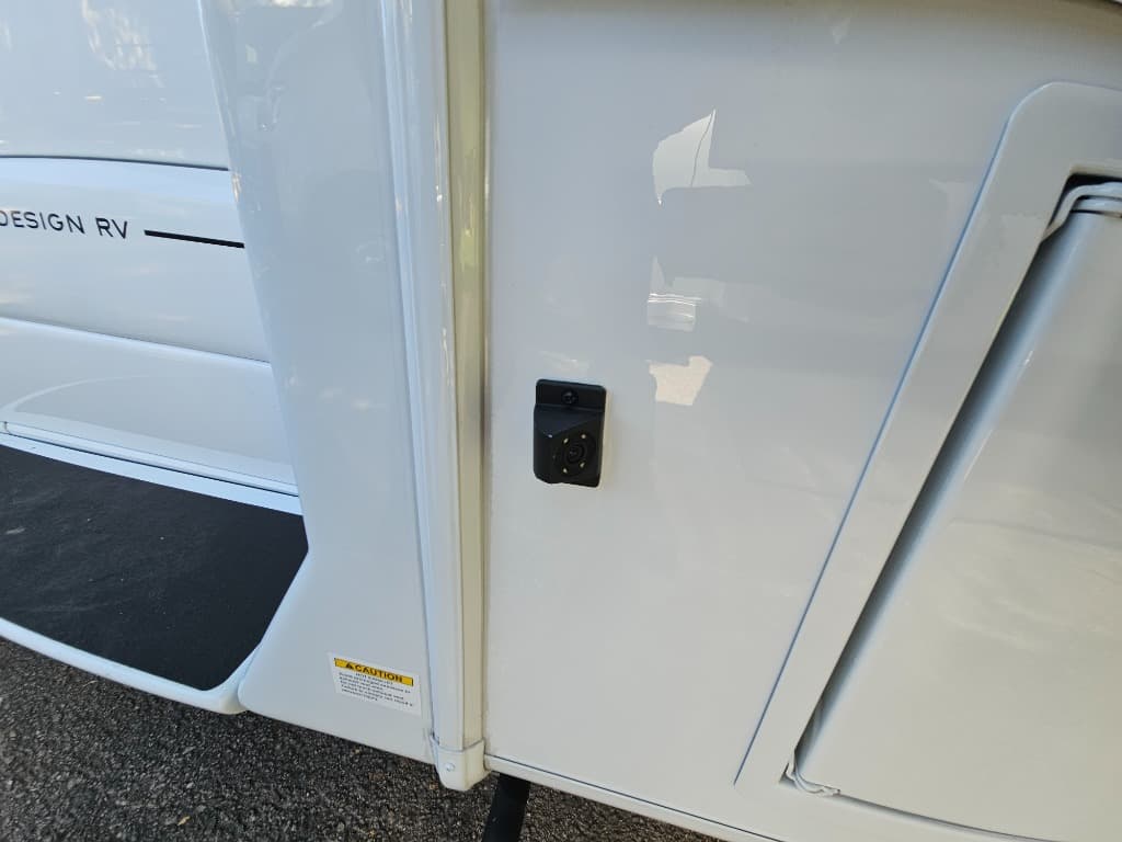 2026 Grand Design 2026 Grand Design Lineage Series M - thumbnail 61