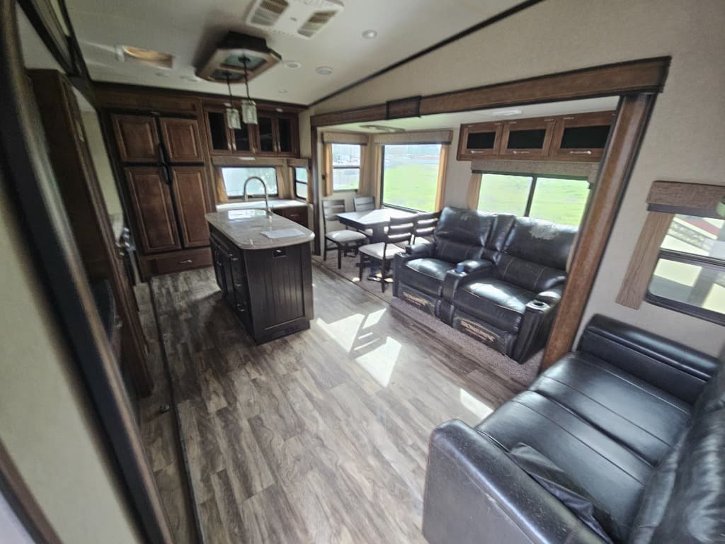 2019 Grand Design 2019 Grand Design Reflection - thumbnail 7