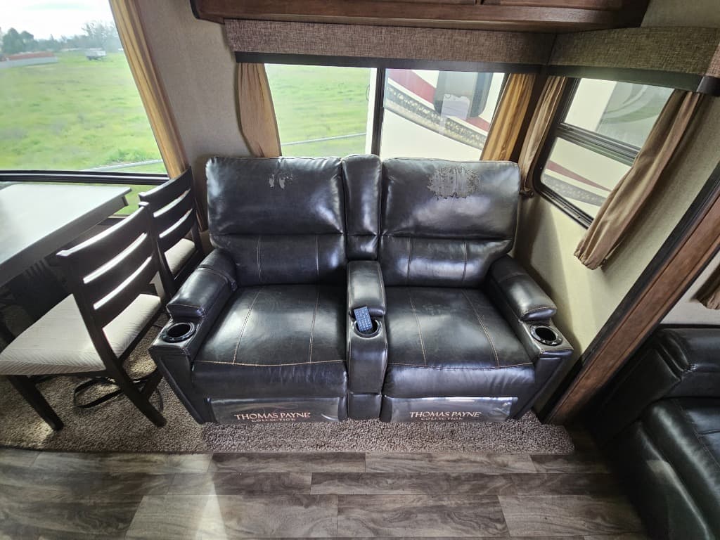 2019 Grand Design 2019 Grand Design Reflection - thumbnail 32