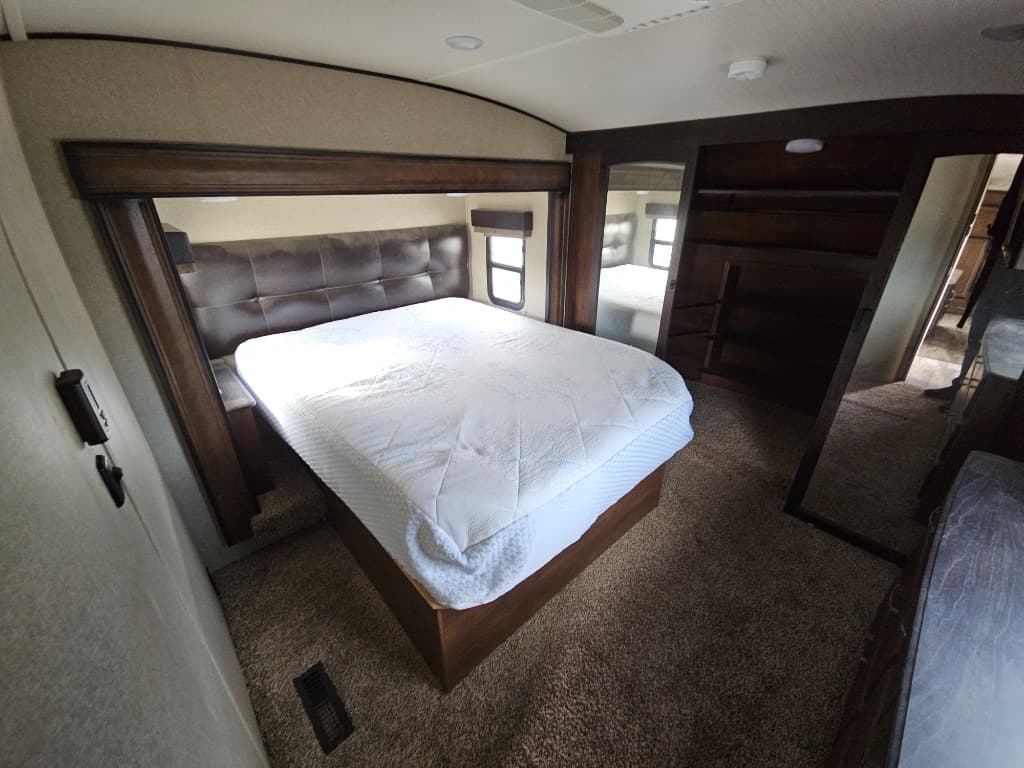 2019 Grand Design 2019 Grand Design Reflection - thumbnail 45