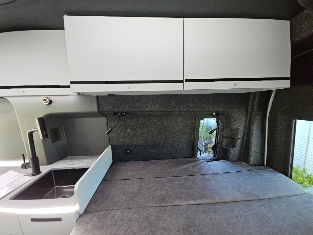 2026 Grand Design 2026 Grand Design Lineage Series Vt - thumbnail 15