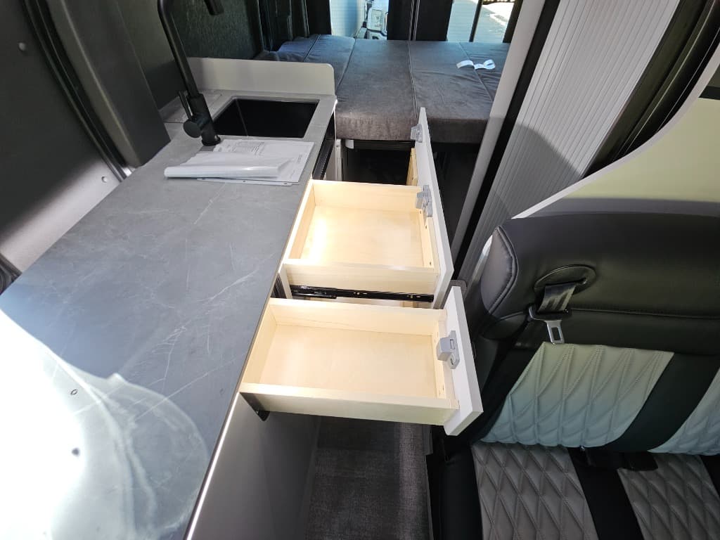 2026 Grand Design 2026 Grand Design Lineage Series Vt - thumbnail 19