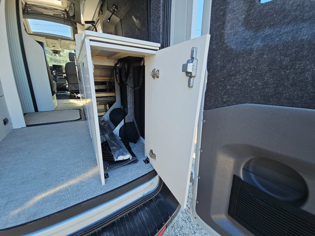 2026 Grand Design 2026 Grand Design Lineage Series Vt - thumbnail 14