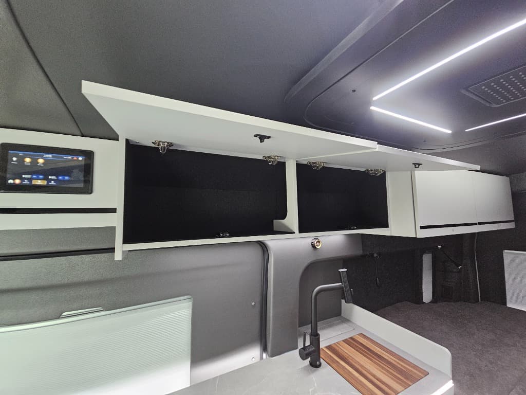 2026 Grand Design 2026 Grand Design Lineage Series Vt - thumbnail 15