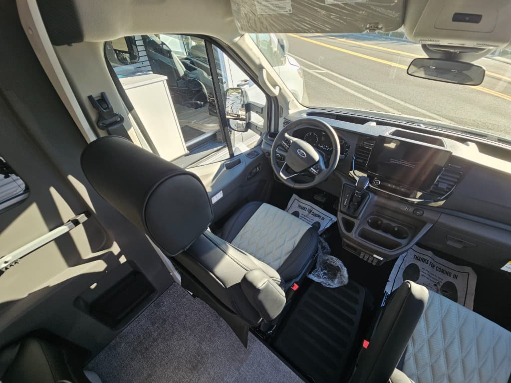 2026 Grand Design 2026 Grand Design Lineage Series Vt - thumbnail 29