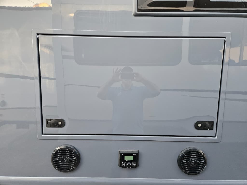 2026 Grand Design 2026 Grand Design Lineage Series M - thumbnail 50