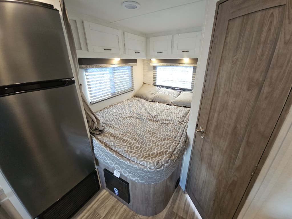 2025 Gulf Stream 2025 Gulf Stream Conquest - thumbnail 23