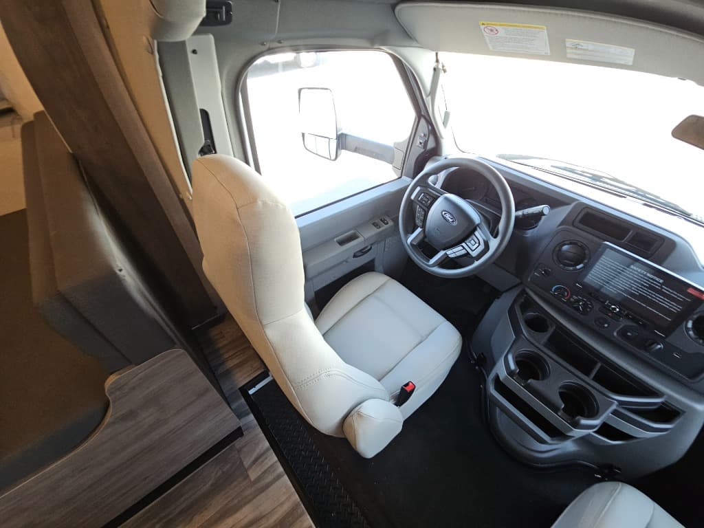 2025 Gulf Stream 2025 Gulf Stream Conquest - thumbnail 44