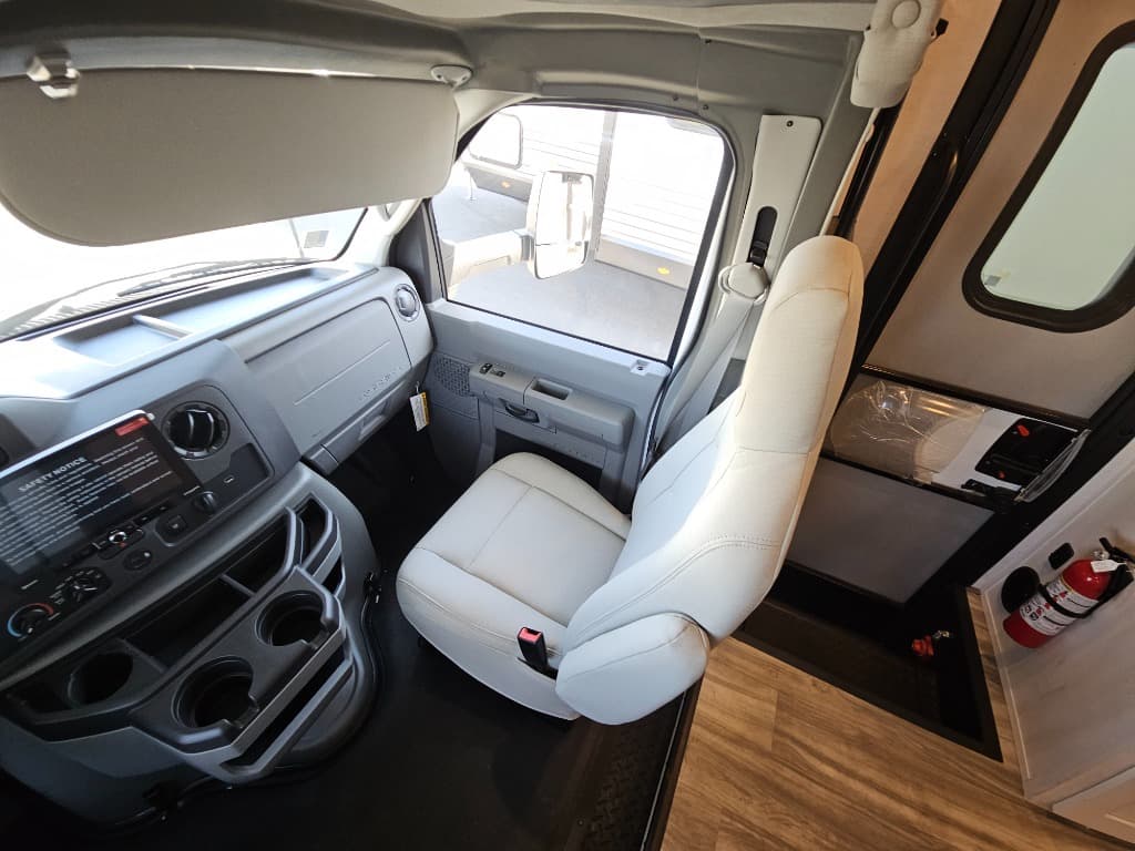 2025 Gulf Stream 2025 Gulf Stream Conquest - thumbnail 46