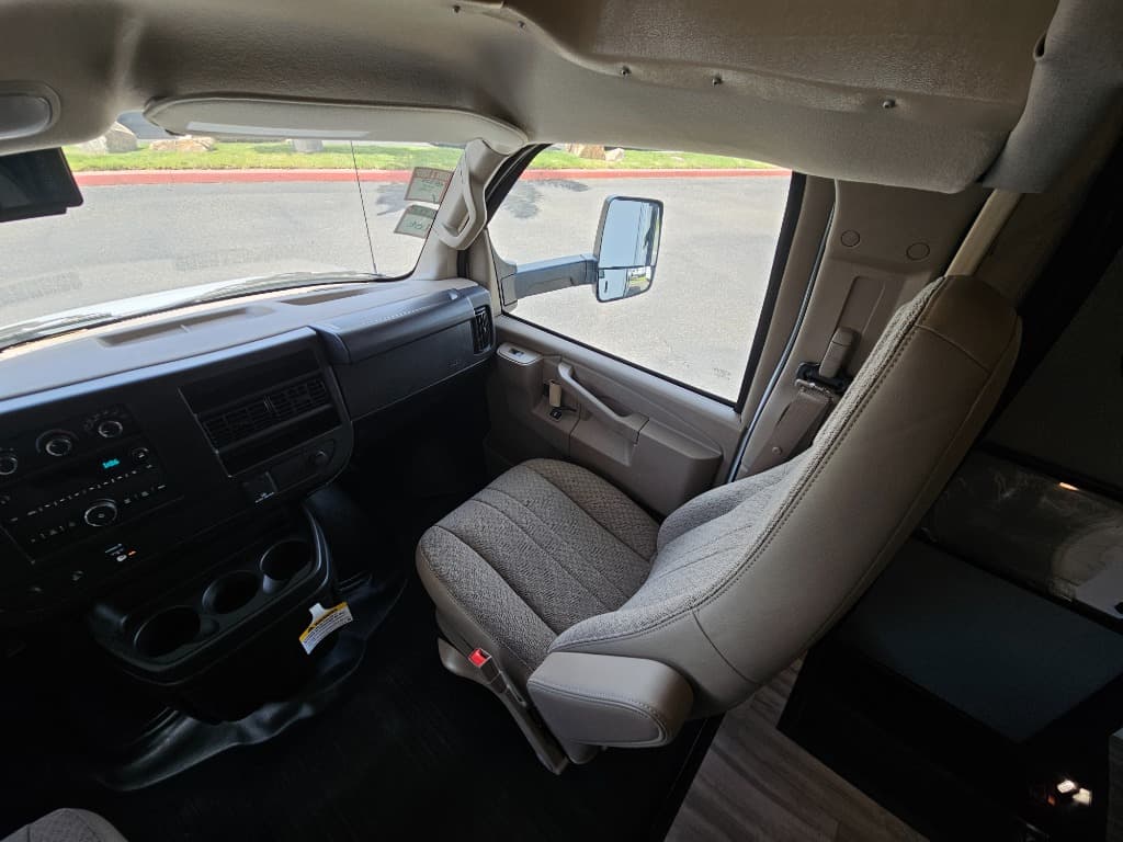 2025 Gulf Stream 2025 Gulf Stream Conquest - thumbnail 37