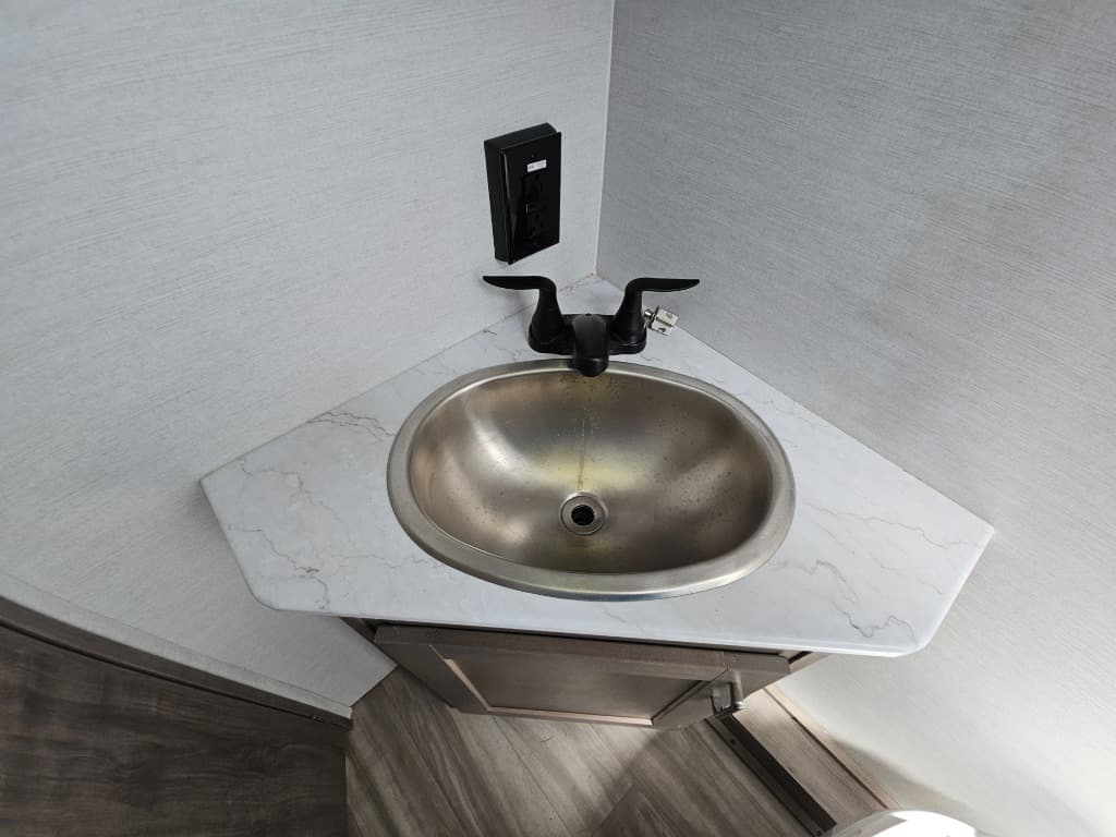 2025 Gulf Stream 2025 Gulf Stream Conquest - thumbnail 20