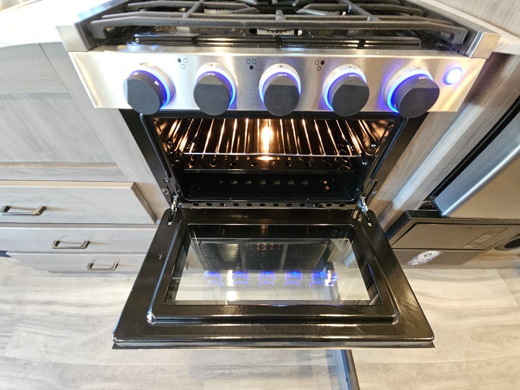 2025 Gulf Stream 2025 Gulf Stream Conquest - thumbnail 29