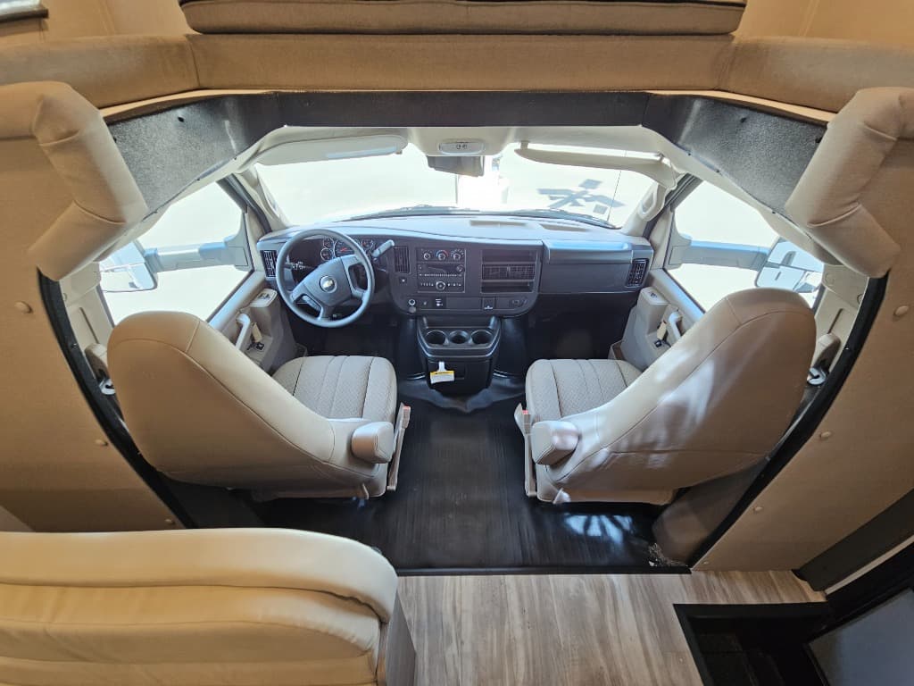 2025 Gulf Stream 2025 Gulf Stream Conquest - thumbnail 34