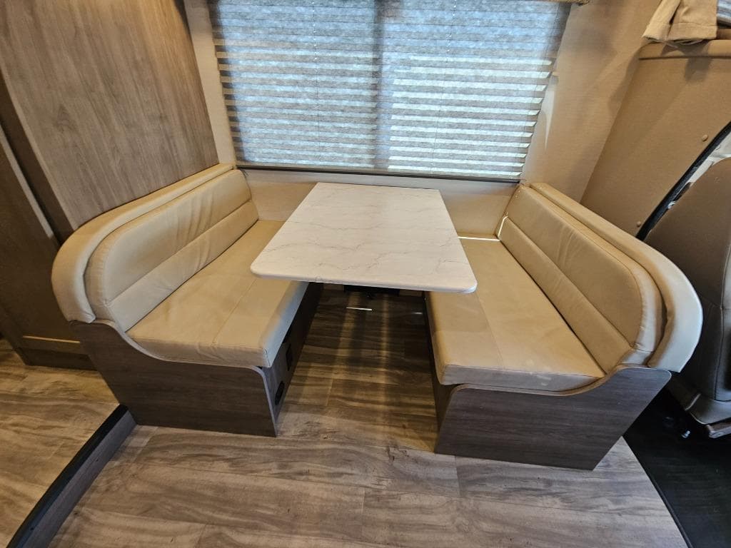 2025 Gulf Stream 2025 Gulf Stream Conquest - thumbnail 12