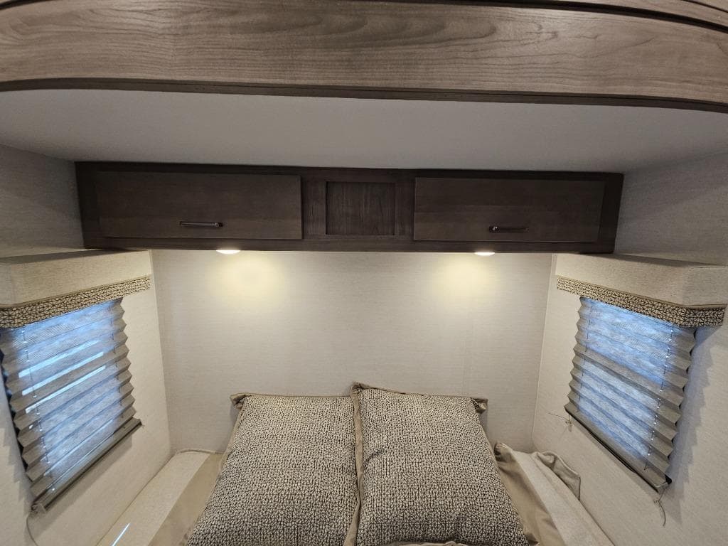 2025 Gulf Stream 2025 Gulf Stream Conquest - thumbnail 16