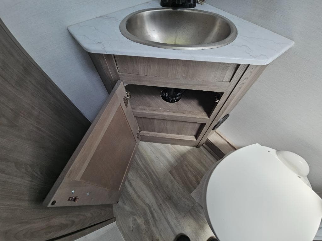 2025 Gulf Stream 2025 Gulf Stream Conquest - thumbnail 21