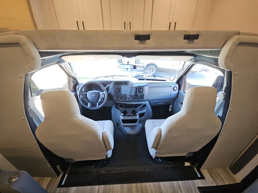 2026 Gulf Stream 2026 Gulf Stream Conquest  - thumbnail 11