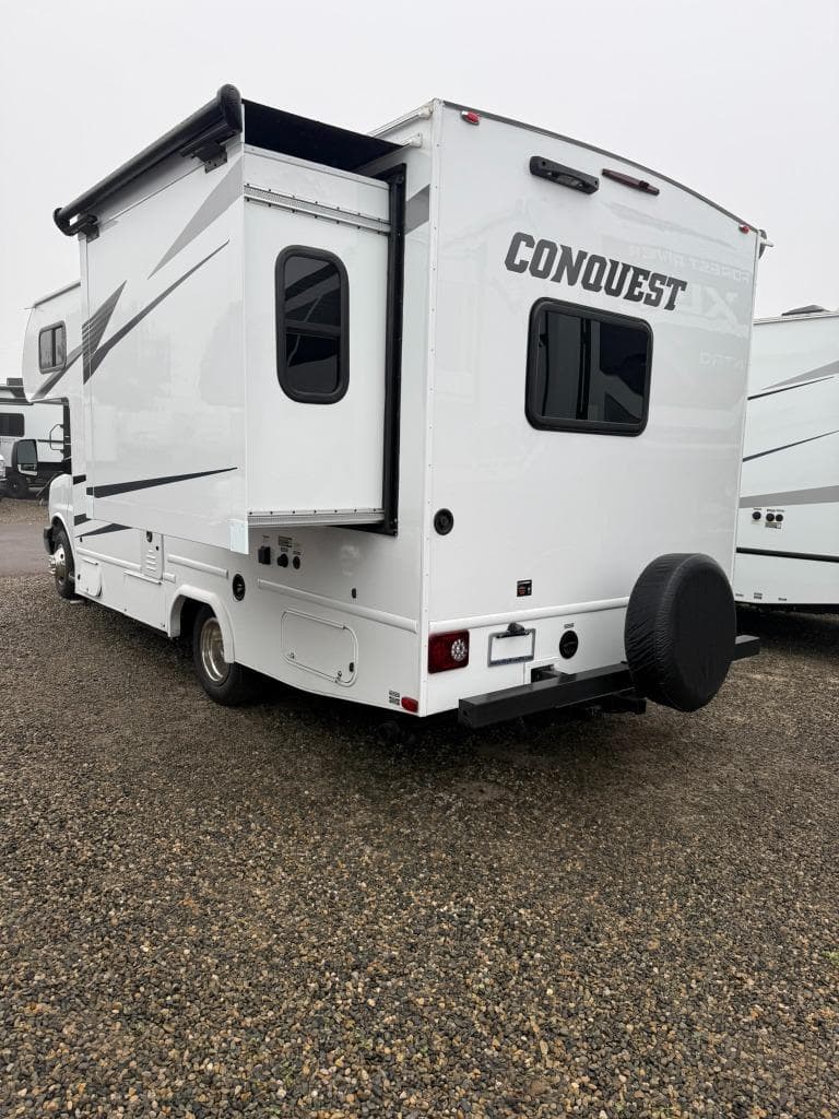 2026 Gulf Stream 2026 Gulf Stream Conquest Class C - thumbnail 4