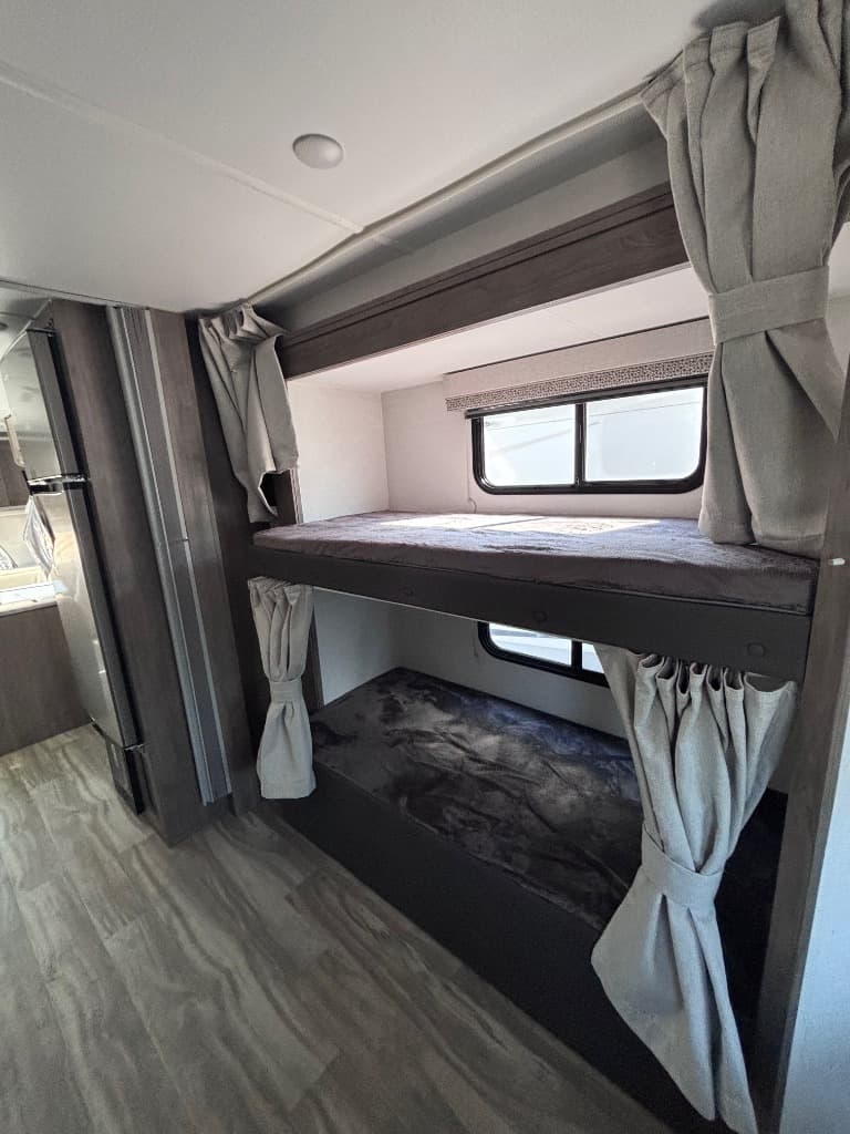 2026 Gulf Stream RV 2026 Gulf Stream RV Conquest  - thumbnail 13