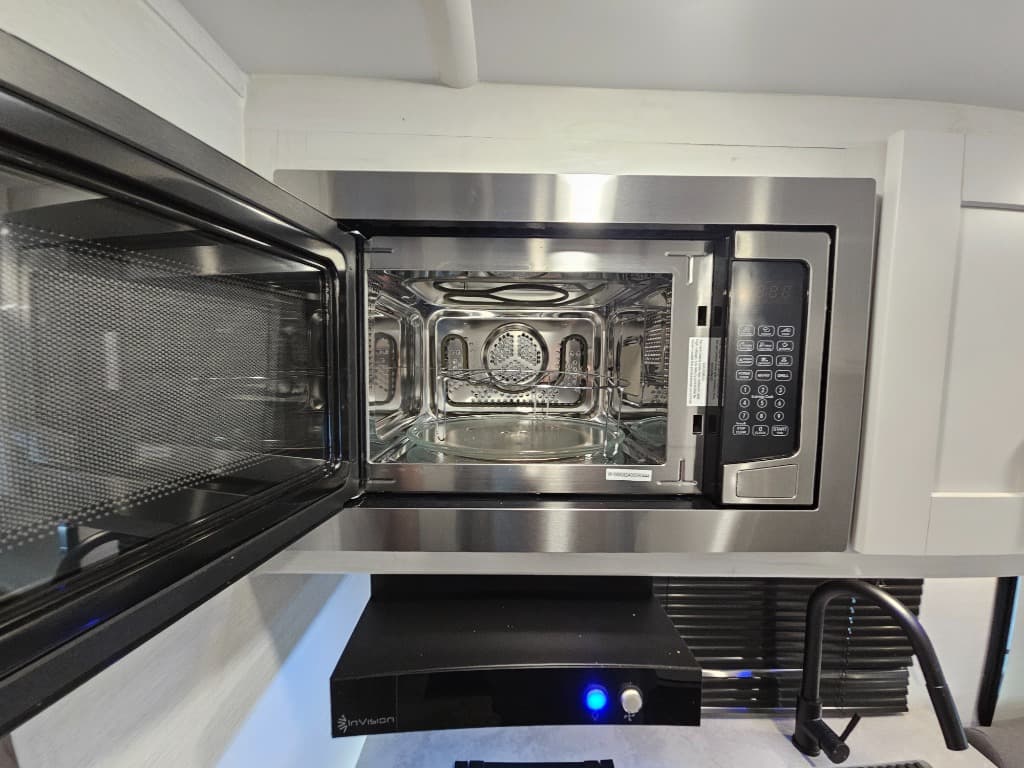 2026 Gulf Stream 2026 Gulf Stream BTouring Cruiser - thumbnail 10