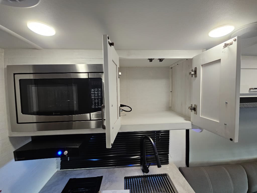 2026 Gulf Stream 2026 Gulf Stream BTouring Cruiser - thumbnail 11