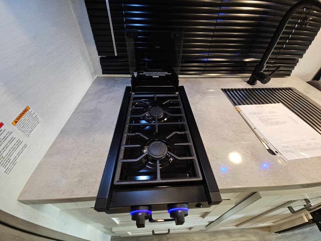 2026 Gulf Stream 2026 Gulf Stream BTouring Cruiser - thumbnail 13