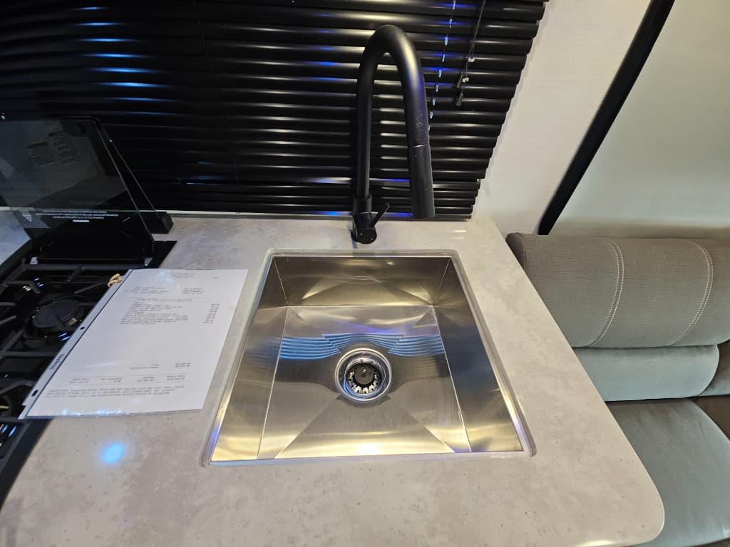 2026 Gulf Stream 2026 Gulf Stream BTouring Cruiser - thumbnail 14