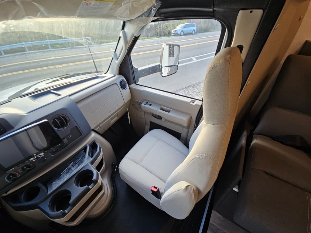 2026 Gulf Stream 2026 Gulf Stream BTouring Cruiser - thumbnail 28