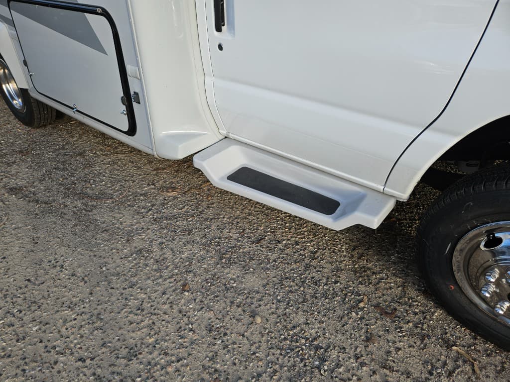 2026 Gulf Stream 2026 Gulf Stream BTouring Cruiser - thumbnail 38